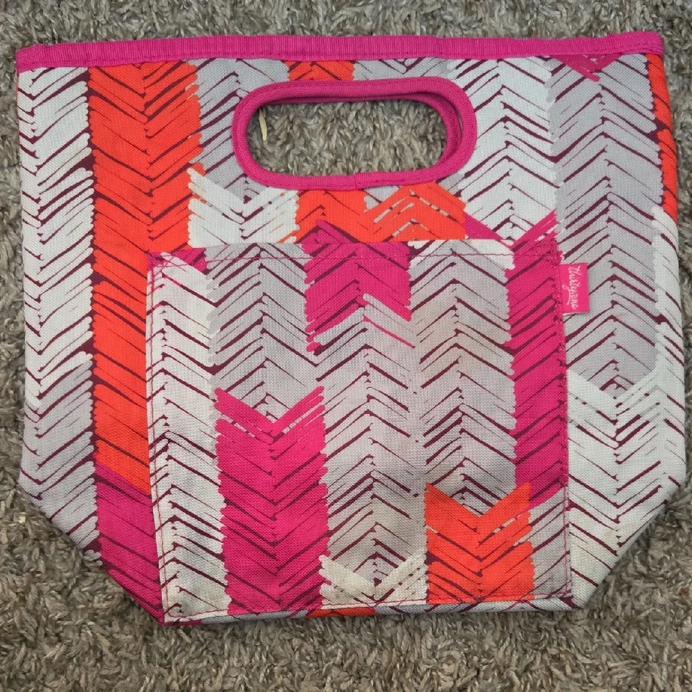 🏖Thirty One Bright Chevron Thermal Lunch Sack/Bag - Machine Washable Minor Wear